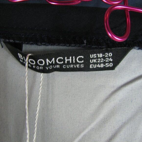 NWT BloomChic blue striped dress - Picture 7 of 10